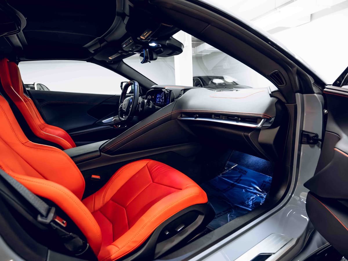 Side dash close-up