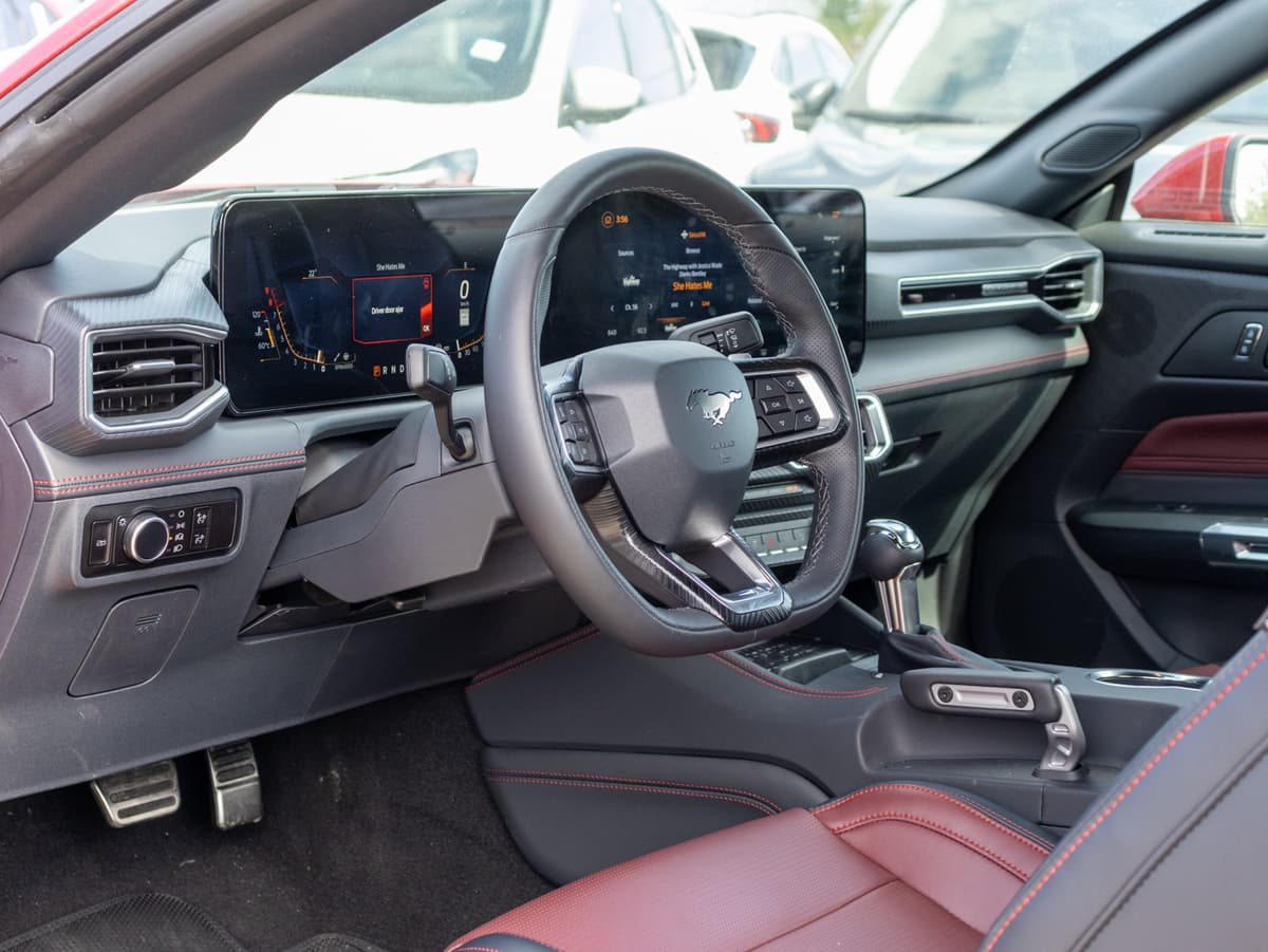 Side dash close-up