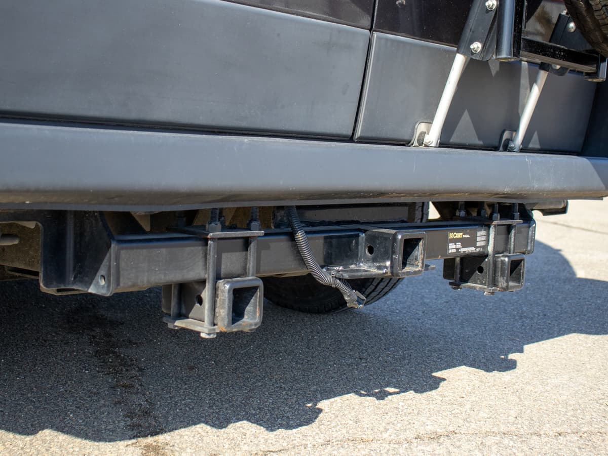 Tow package details