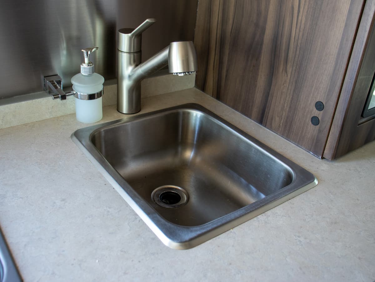 Kitchen sink